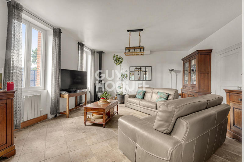 Maison - 497 m² - 10 pièces