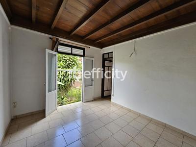 Maison - 127 m² - 5 pièces