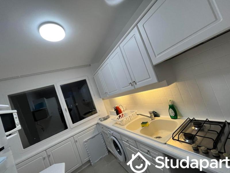 Chambre - 9 m² - 1 pièce