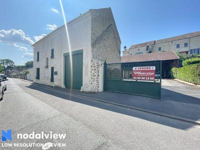 Maison - 313 m² - 10 pièces