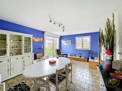 Maison - 83 m² - 4 pièces