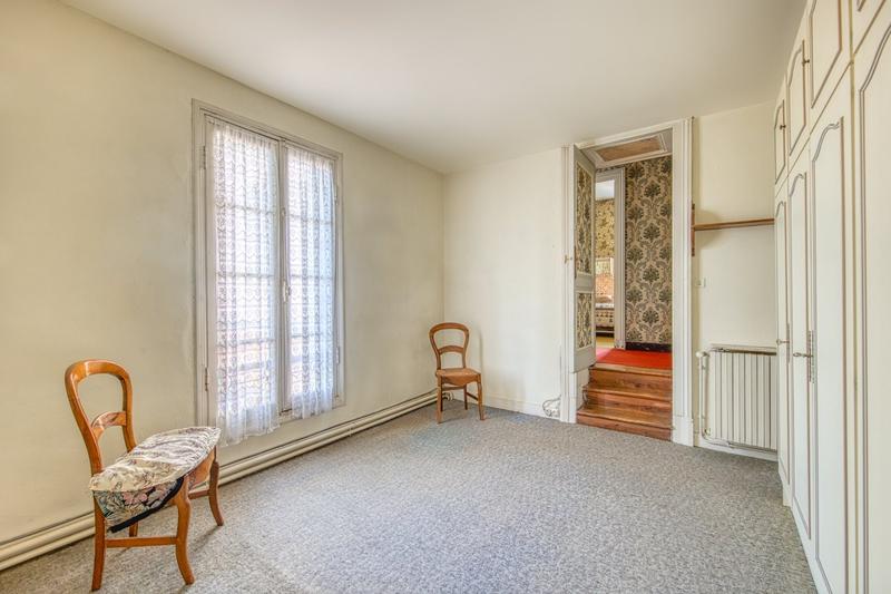 Maison - 201 m² - 7 pièces