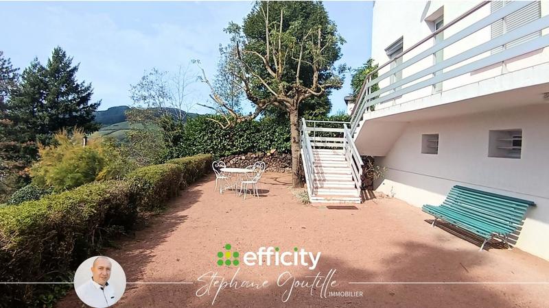 Villa - 184 m² - 8 pièces