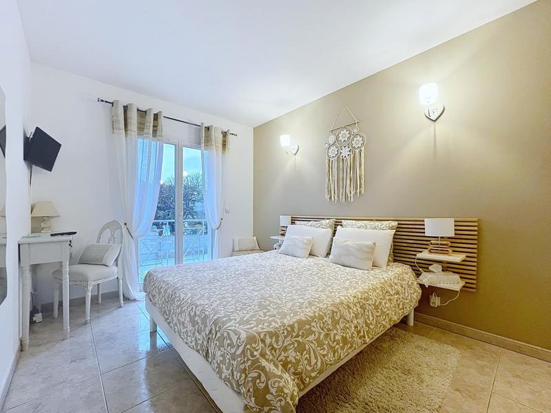 Villa - 160 m² - 6 pièces