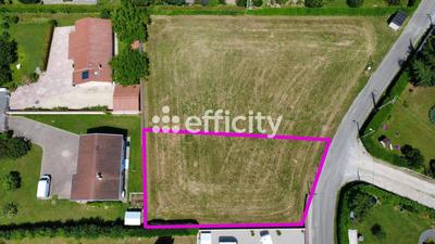 Terrain constructible - 1 220 m²