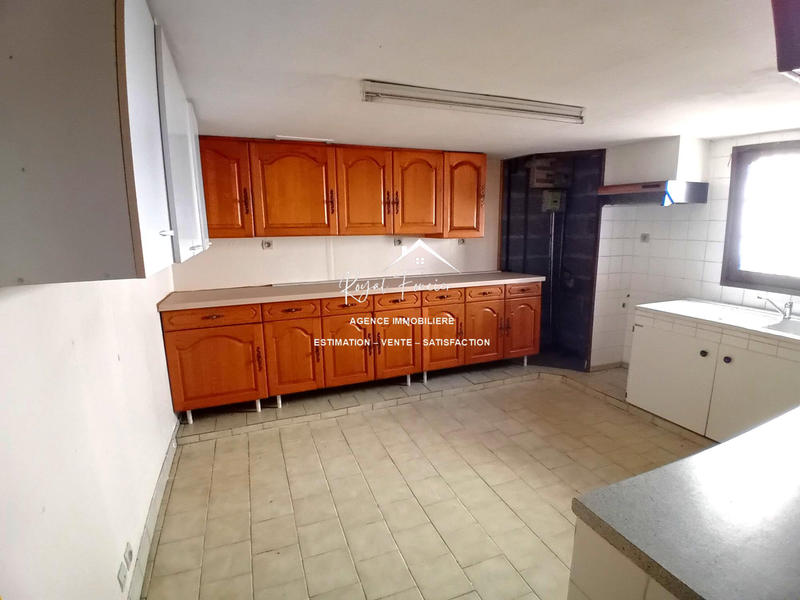 Maison - 93 m² - 4 pièces