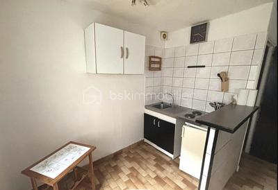 Studio - 24 m² - 2 pièces