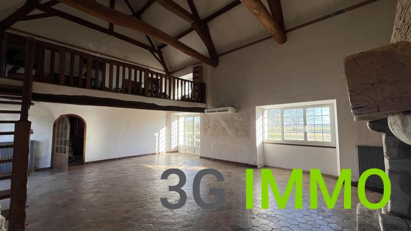 Maison ancienne - 210 m² - 8 pièces