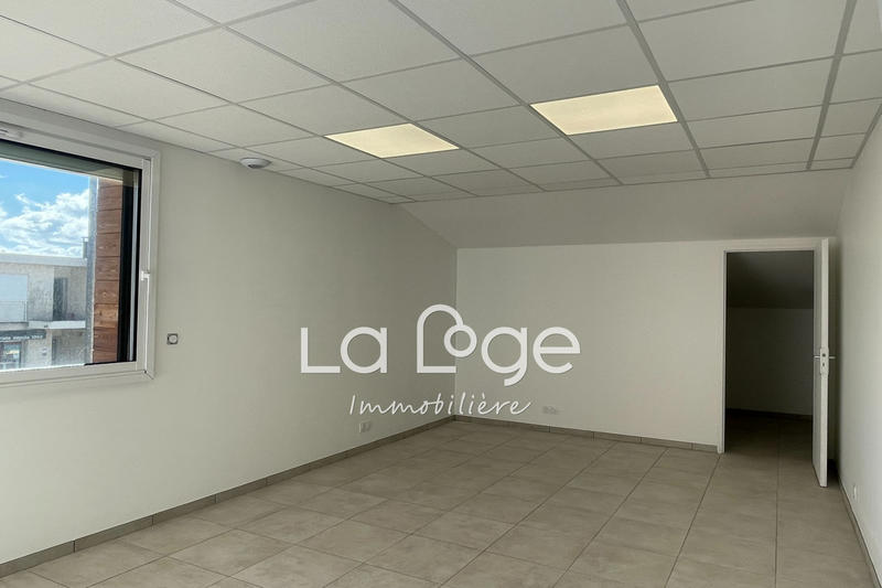 Local commercial - 700 m²