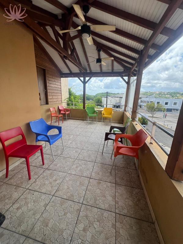 Immeuble de bureaux - 44 m² - 3 pièces