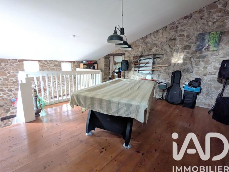 Maison - 210 m² - 4 pièces