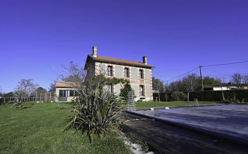 Maison - 145 m² - 7 pièces