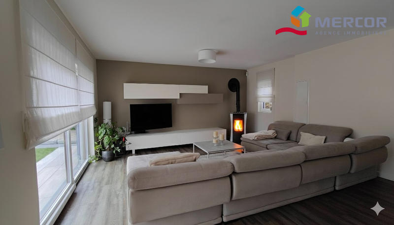 Maison - 136 m² - 5 pièces