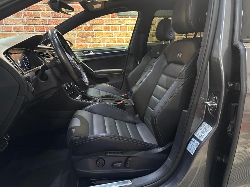 Volkswagen Golf R Tsi 300 4motion