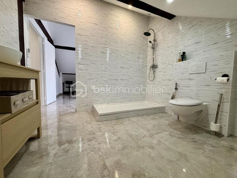 Maison - 154 m² - 6 pièces