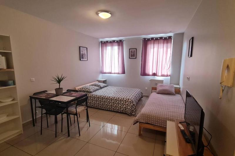 Studio - 23 m² - 1 pièce