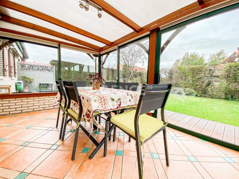 Maison - 138 m² - 6 pièces