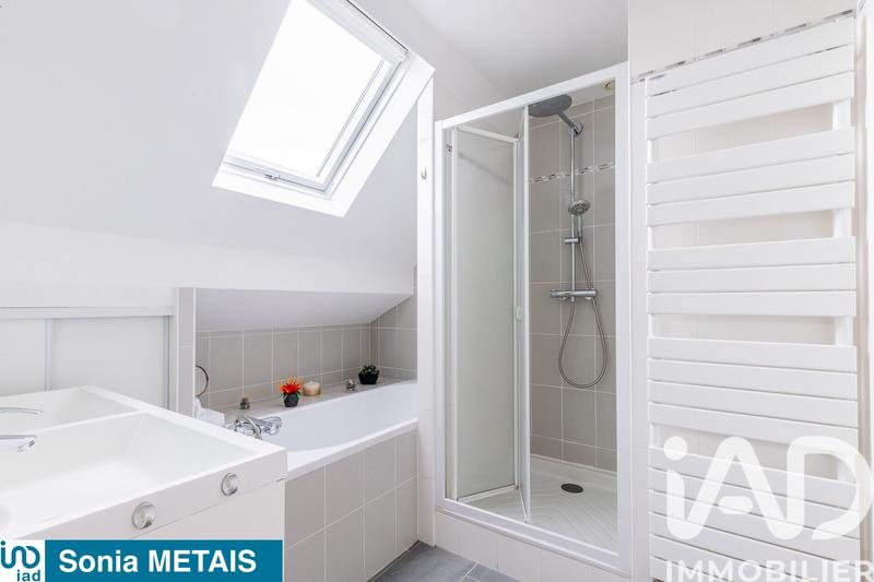 Maison - 135 m² - 6 pièces