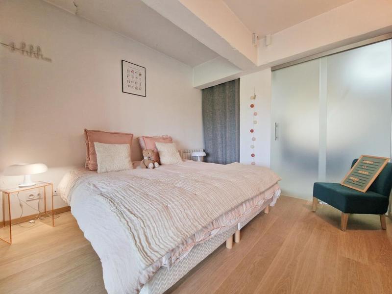 Loft - 98 m² - 3 pièces