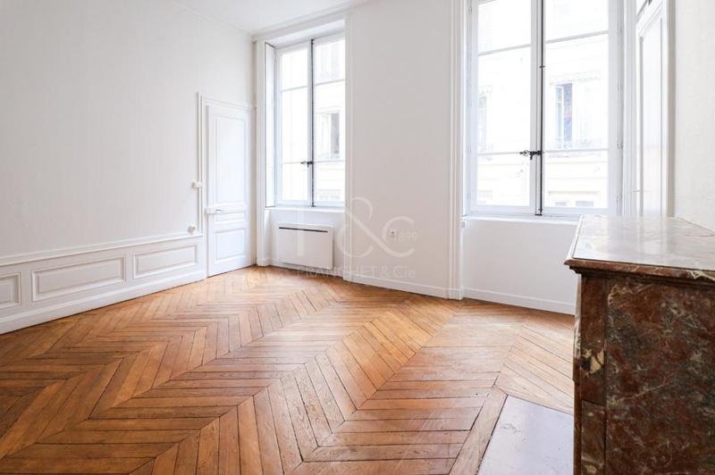 Appartement - 61 m² - 2 pièces