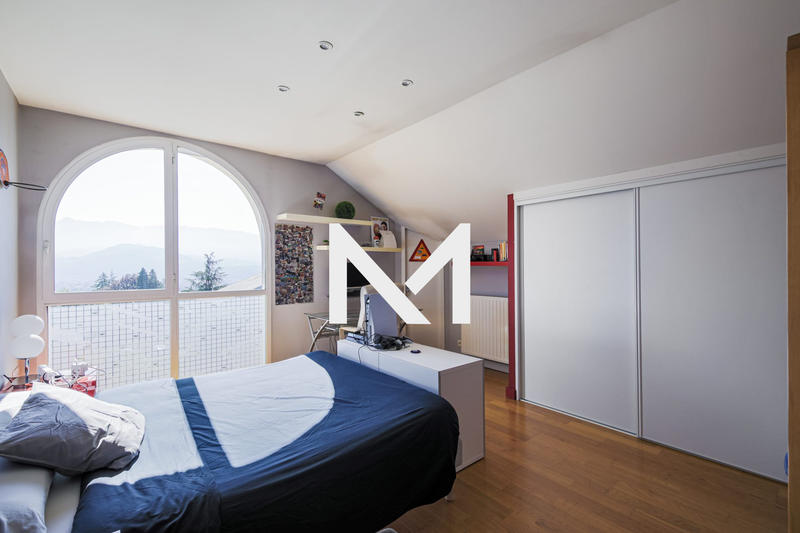 Maison contemporaine - 173 m² - 5 pièces