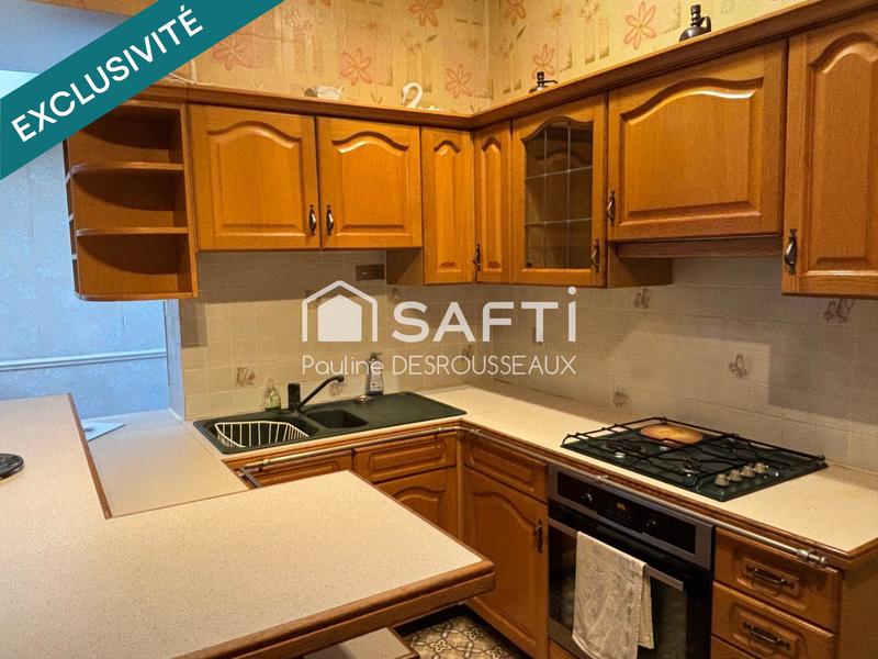 Maison - 161 m² - 9 pièces