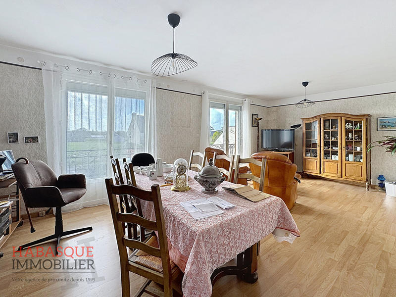 Maison - 130 m² - 6 pièces