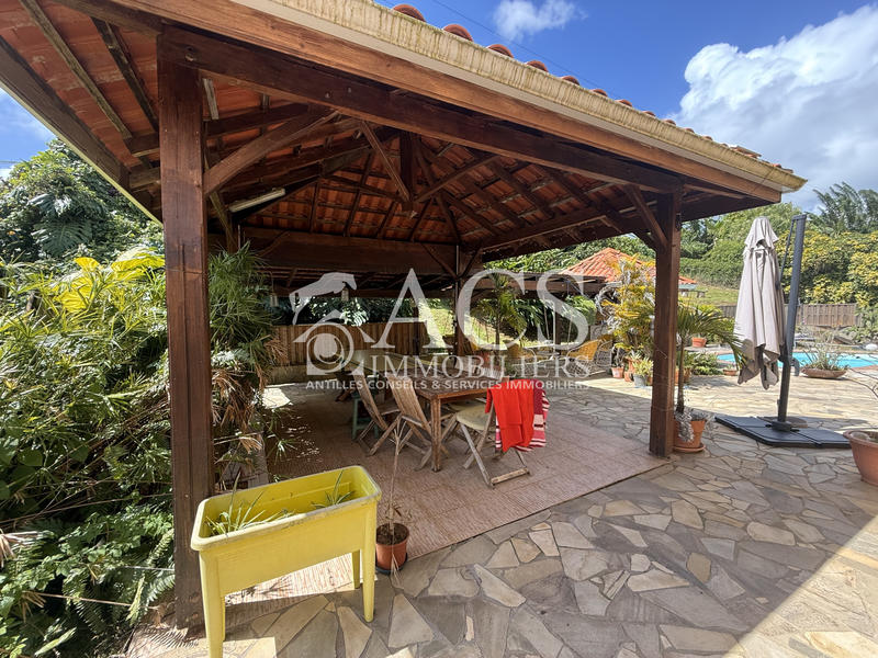 Maison - 123 m² - 4 pièces