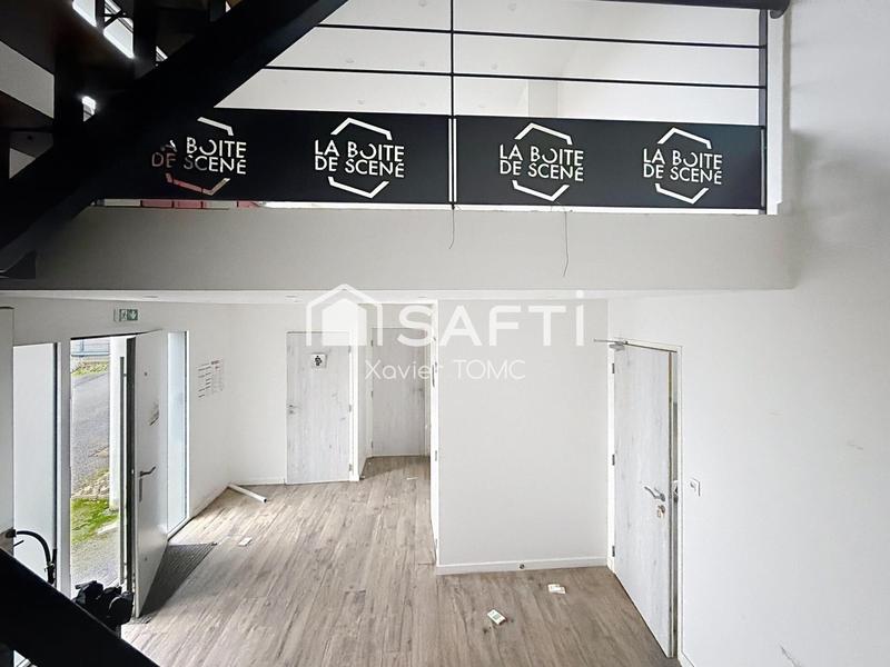 Local commercial - 284 m² - 11 pièces