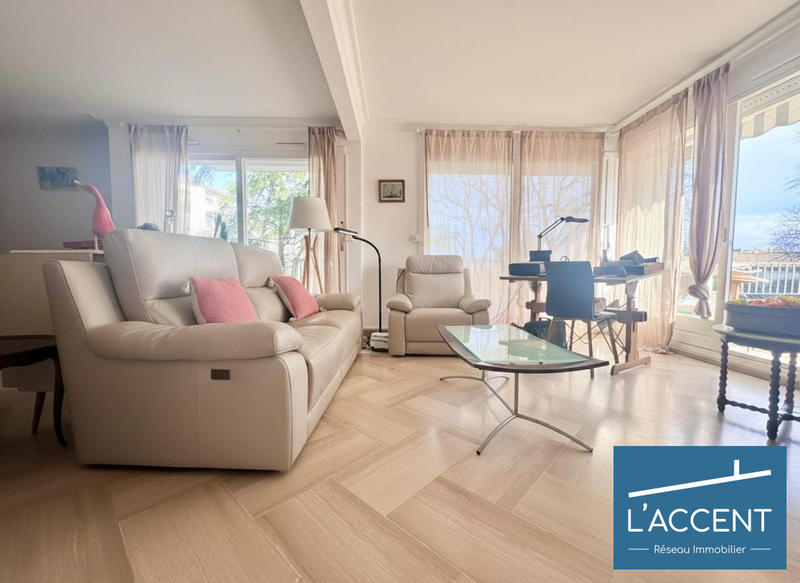 Appartement - 110 m² - 4 pièces