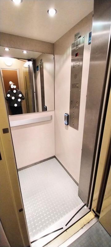 Appartement - 98 m² - 5 pièces