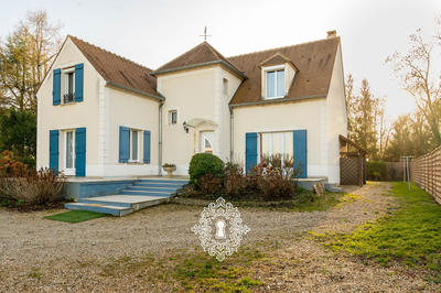 Maison - 195 m² - 7 pièces