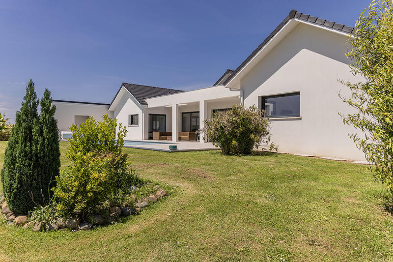 Maison - 177 m² - 5 pièces