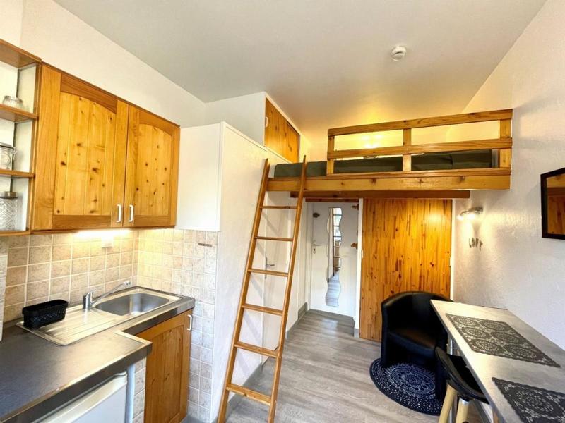 Studio - 13 m² - 1 pièce