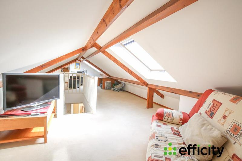 Pavillon - 147 m² - 8 pièces