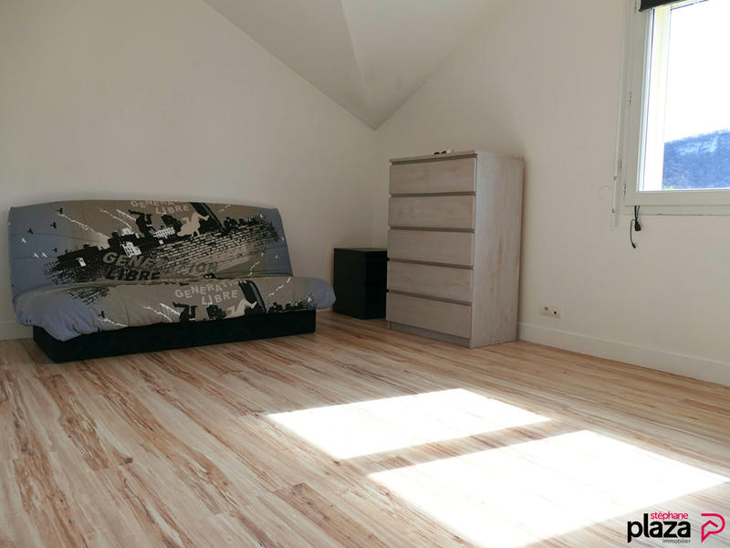 Maison - 179 m² - 4 pièces