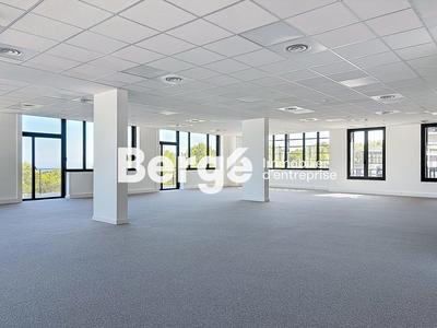 Bureau - 369 m²