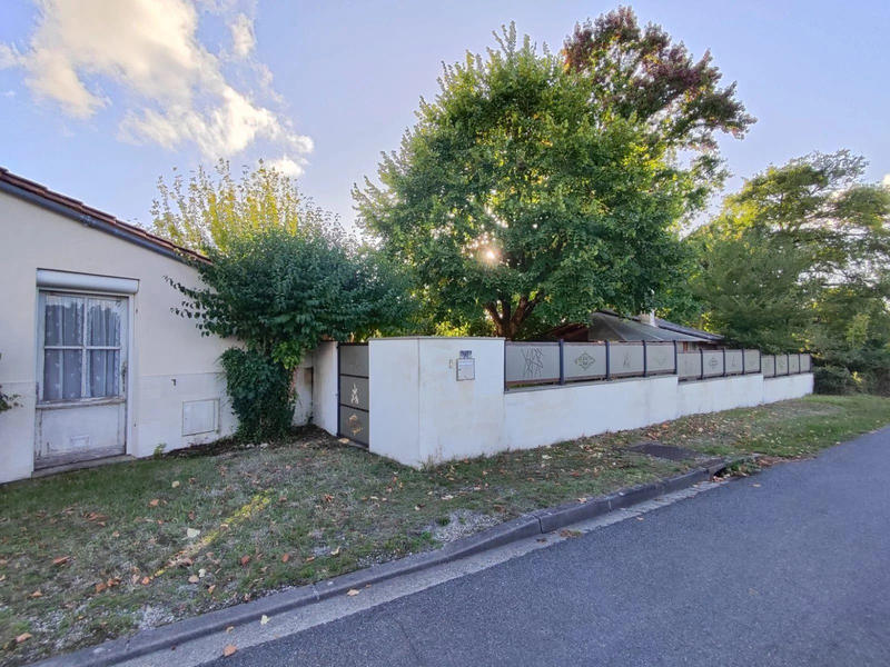 Maison - 248 m² - 6 pièces