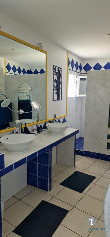 Maison - 137 m² - 5 pièces