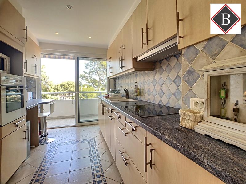 Appartement - 100 m² - 4 pièces