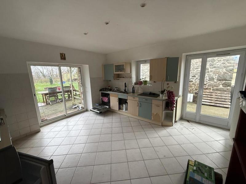 Maison - 144 m² - 7 pièces