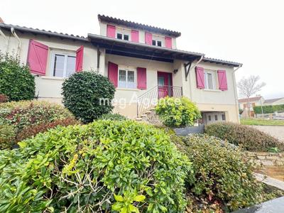 Maison - 135 m² - 7 pièces