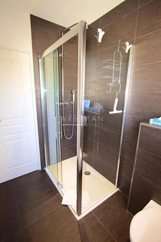 Appartement - 98 m² - 4 pièces