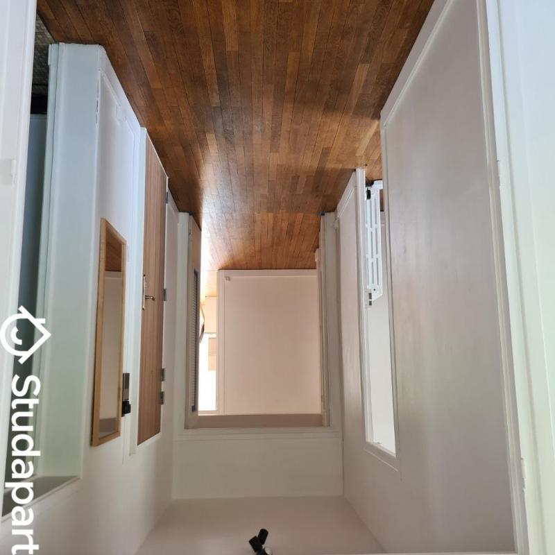 Chambre - 13 m² - 1 pièce