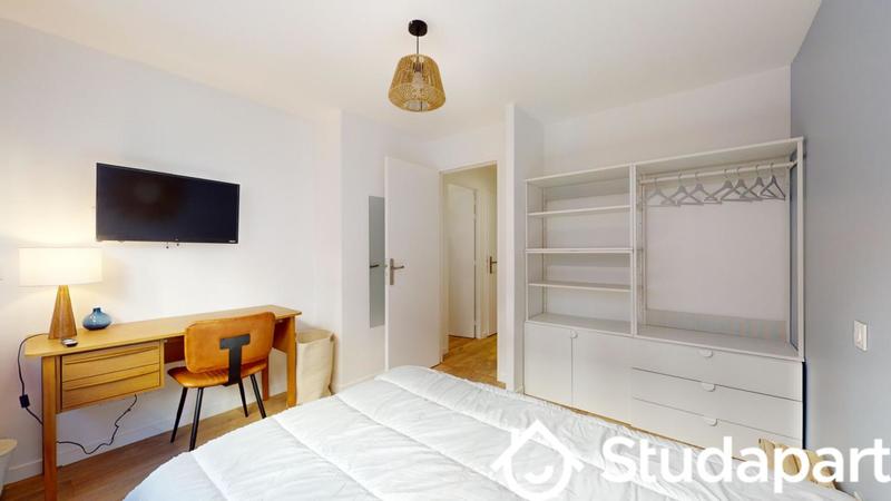 Chambre - 9 m² - 1 pièce