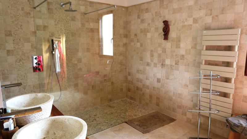 Maison - 349 m² - 9 pièces