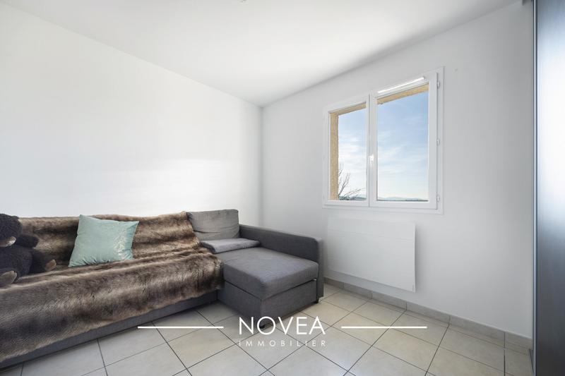 Maison traditionnelle - 102 m² - 5 pièces