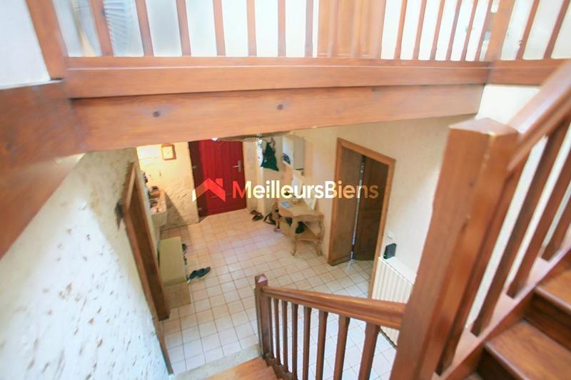 Propriété - 252 m² - 6 pièces