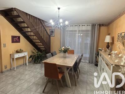 Maison - 120 m² - 6 pièces