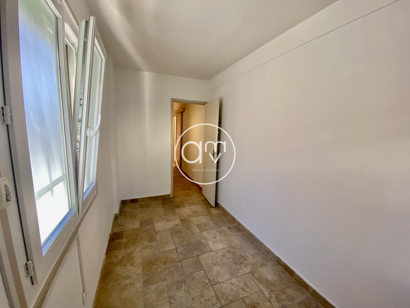 Appartement - 63 m² - 4 pièces